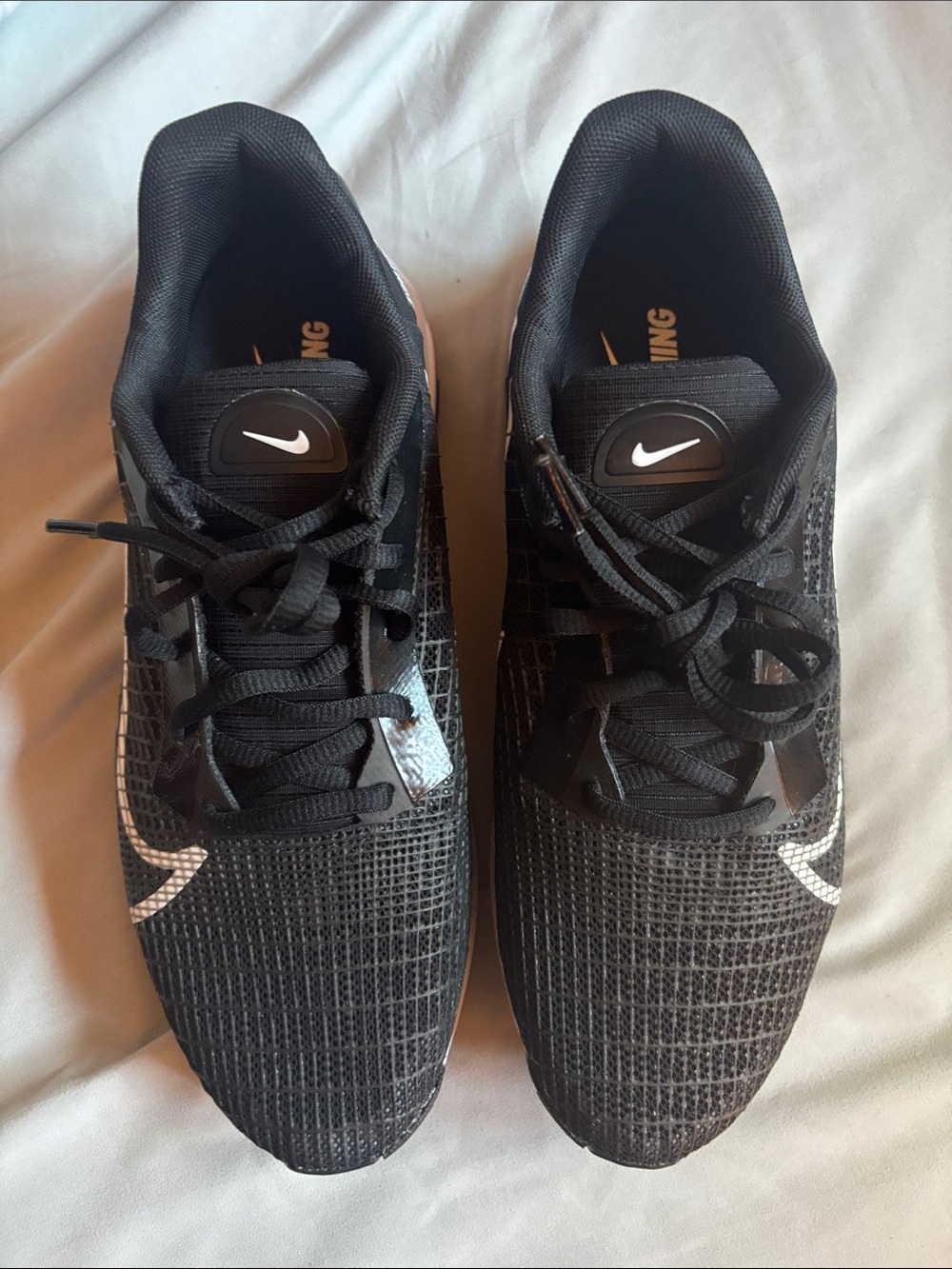 Nike women’s black athletic training shoes size 8.5 NEVER WORN